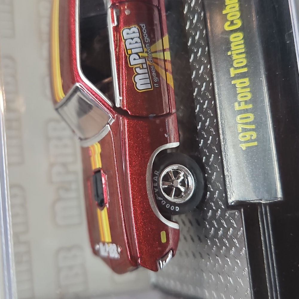 M2 Machines 1970 Ford Torino Cobra Mr.Pibb Premium Die-cast A46 24-37 - Picture 9 of 11